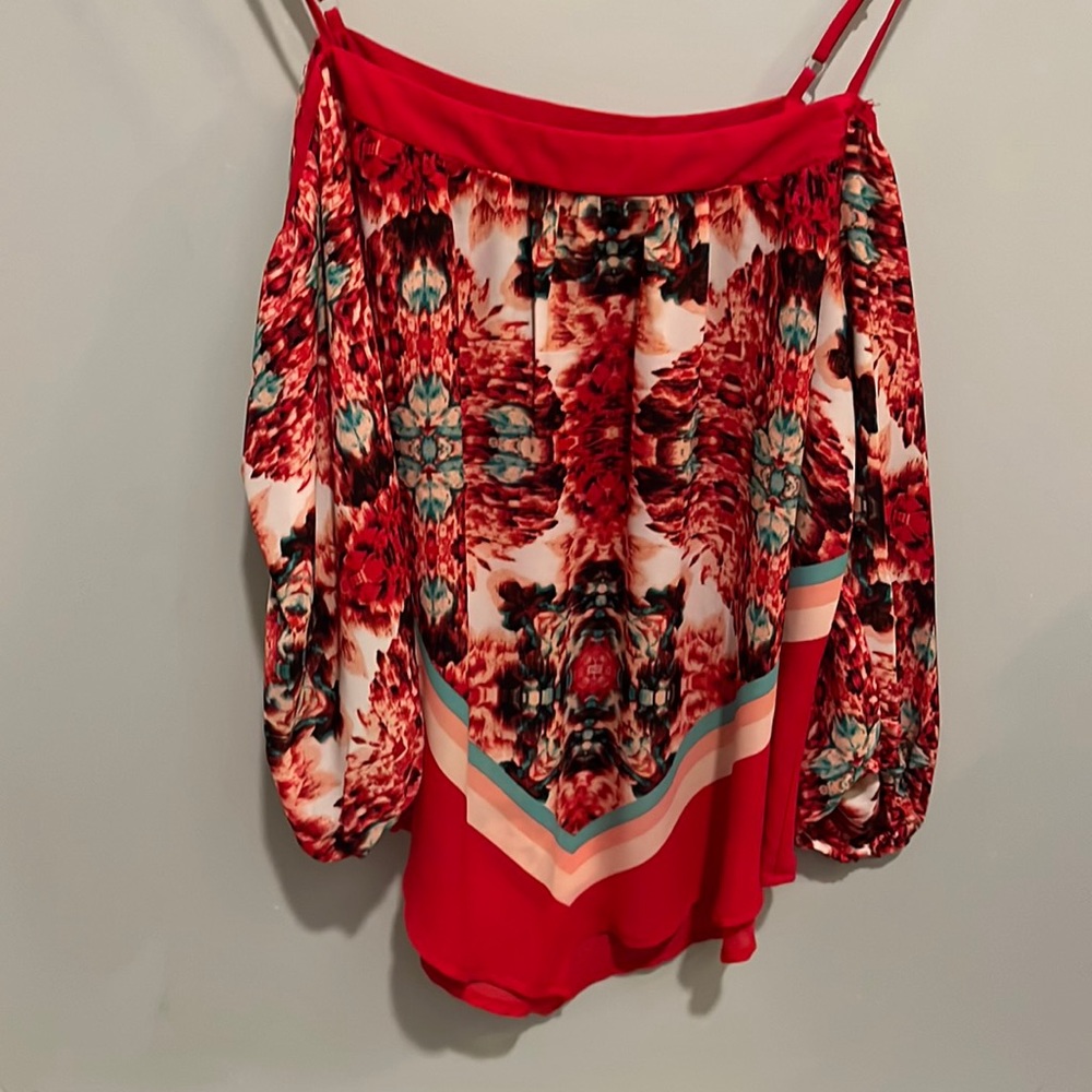 Woman’s blouse